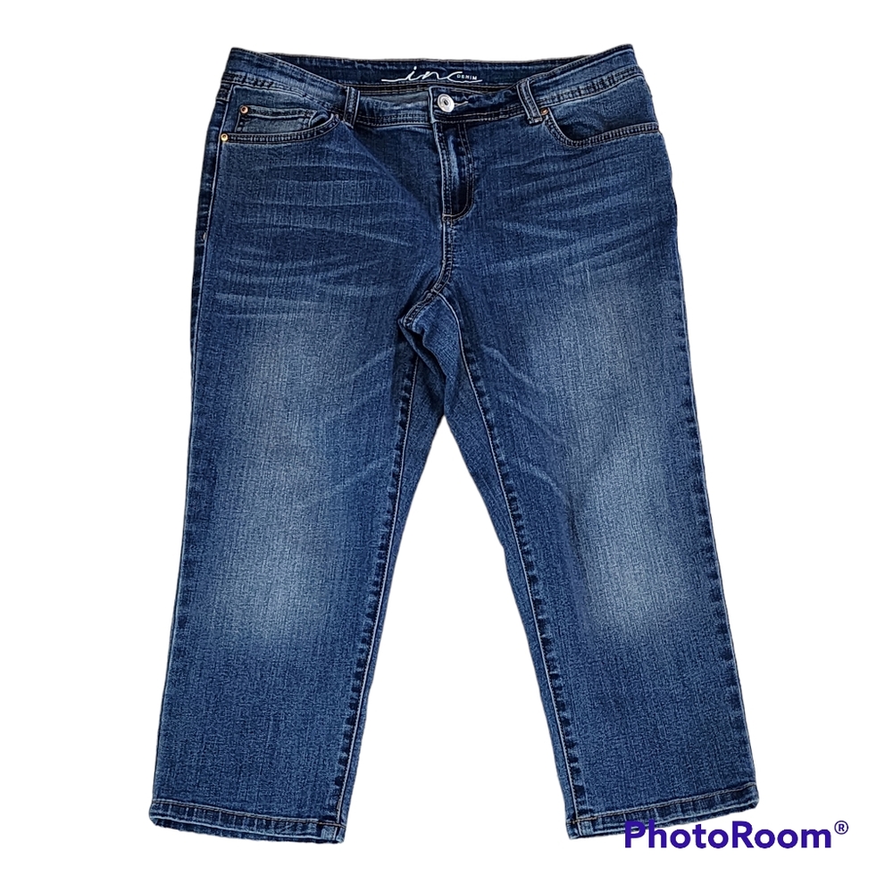 Inc Denim skinny leg crop jeans size 12 Petite
